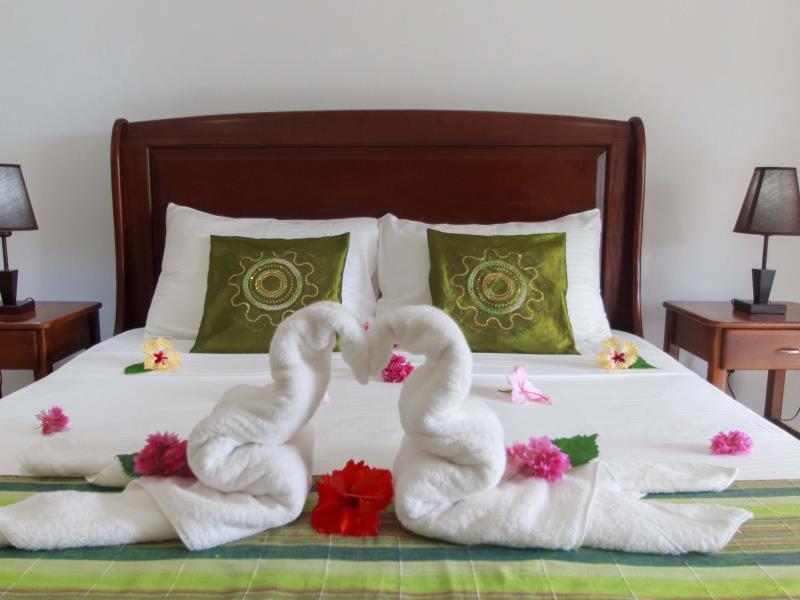 Coco Blanche Apartment Anse Royale Exterior photo